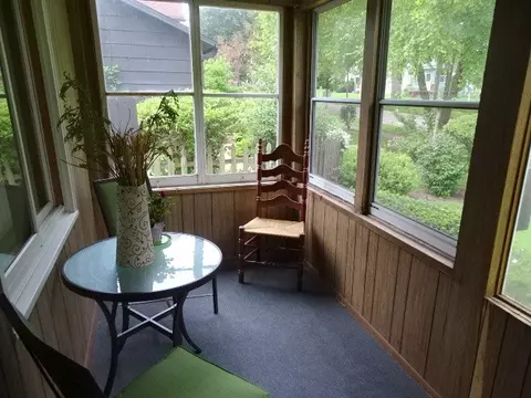 547 E Ctr, Freeport, IL 61032 photo 7