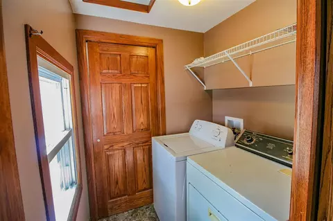 217 E 7th St, Pecatonica, IL 61063 photo 10