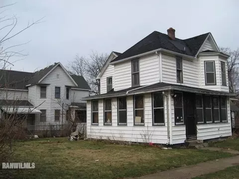 740 S Float Ave, Freeport, IL 61032 photo 14