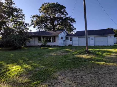 3208 W Lightsville Rd, Leaf River, IL 61047 photo 1