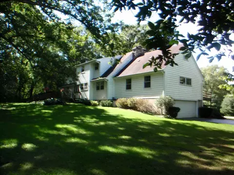 11979 Moore Woods Rd, Roscoe, IL 61073 photo 25