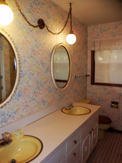 11979 Moore Woods Rd, Roscoe, IL 61073 photo 17