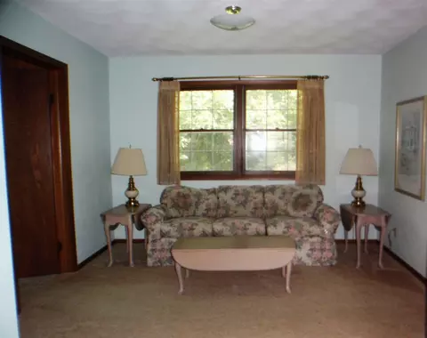 11979 Moore Woods Rd, Roscoe, IL 61073 photo 5