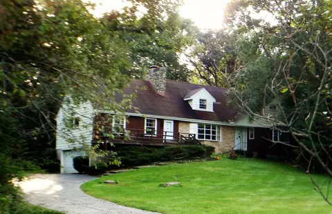 11979 Moore Woods Rd, Roscoe, IL 61073 photo 1