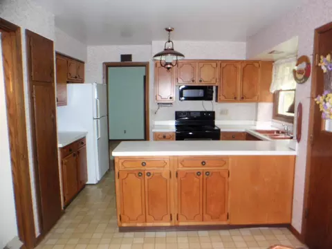 11979 Moore Woods Rd, Roscoe, IL 61073 photo 11
