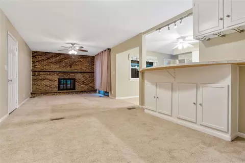 4586 Burningtree, Rockford, IL 61114 photo 6