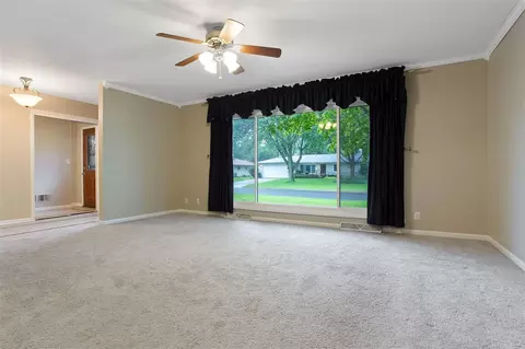 4586 Burningtree, Rockford, IL 61114 photo 4