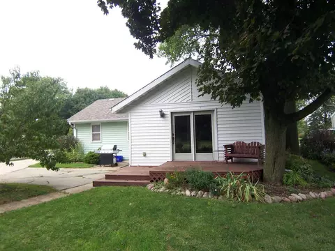 1932 Thomas St, Beloit, WI 53511 photo 7