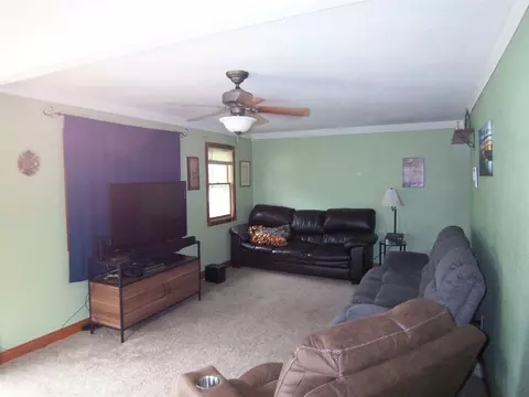 1932 Thomas St, Beloit, WI 53511 photo 14