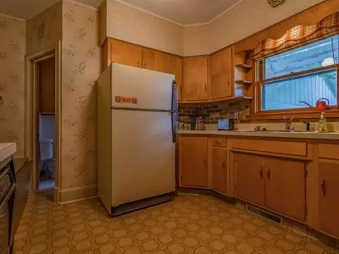 433 Perley Ave, Pecatonica, IL 61063 photo 10
