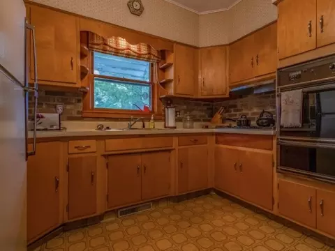 433 Perley Ave, Pecatonica, IL 61063 photo 9