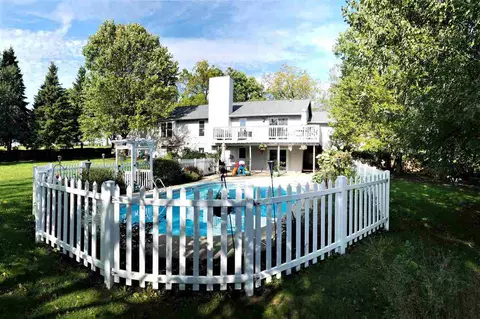 5937 Mcdonald Rd, Roscoe, IL 61073 photo 24