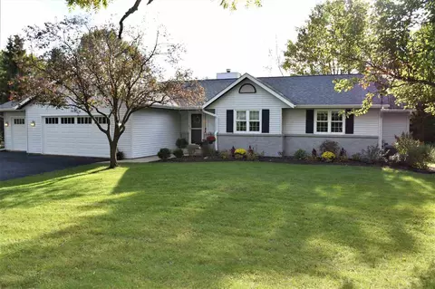 5937 Mcdonald Rd, Roscoe, IL 61073 photo 1