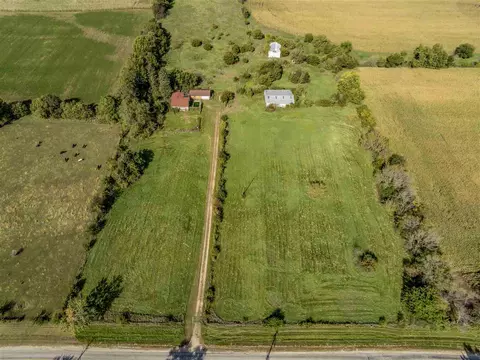 12907 Saunders Rd, Pecatonica, IL 61063 photo 7