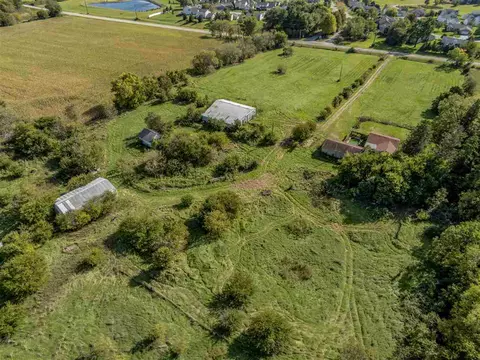 12907 Saunders Rd, Pecatonica, IL 61063 photo 12