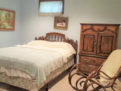 2107 Eagle Dr, Freeport, IL 61032 photo 16