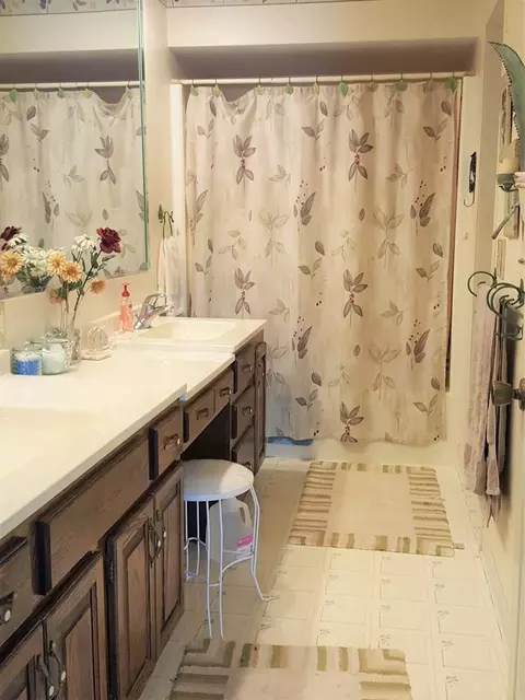 2107 Eagle Dr, Freeport, IL 61032 photo 15