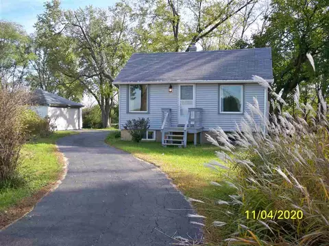 9897 Old River Rd, Roscoe, IL 61073 photo 1