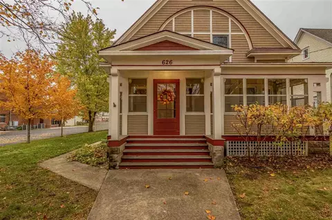 626 Reed St, Pecatonica, IL 61063 photo 3