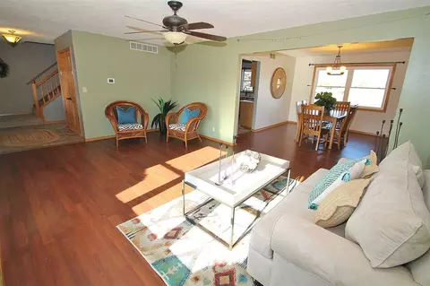 7821 Windspoint Rd, Roscoe, IL 61073 photo 5