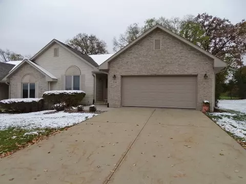 3185 Sandy Pointe, Freeport, IL 61032 photo 1