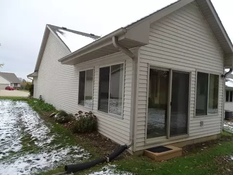 3185 Sandy Pointe, Freeport, IL 61032 photo 19
