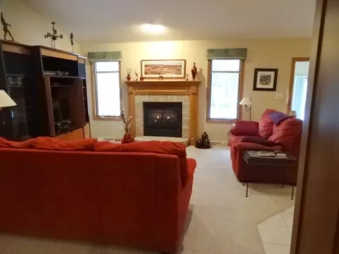 3185 Sandy Pointe, Freeport, IL 61032 photo 8