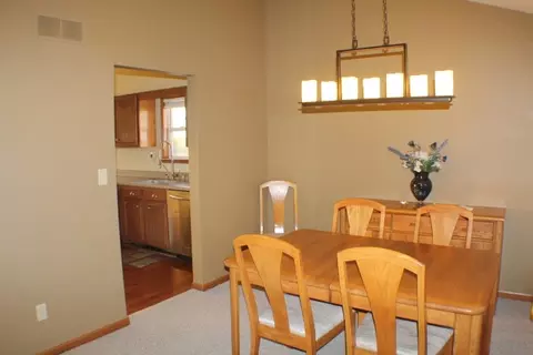 9306 Prairie View Ct, Roscoe, IL 61073 photo 7