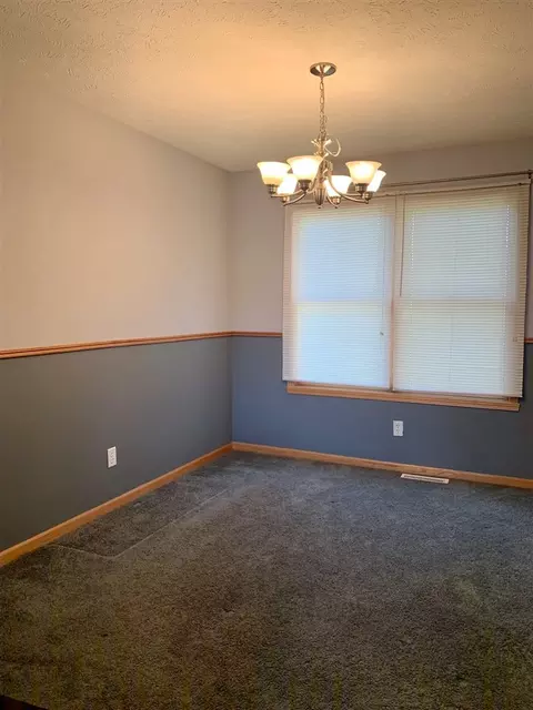 270 N 5th St, Capron, IL 61012 photo 4