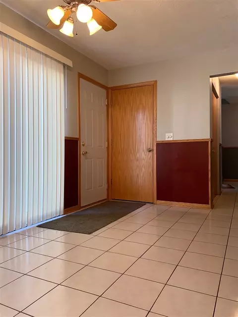 270 N 5th St, Capron, IL 61012 photo 8