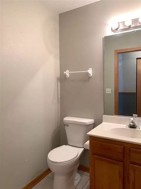 270 N 5th St, Capron, IL 61012 photo 9