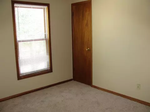852 10th St, Beloit, WI 53511 photo 18
