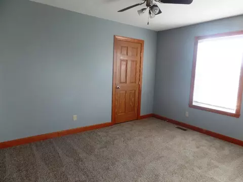 706 Charlemont, Roscoe, IL 61073 photo 16