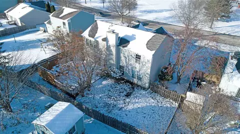 1875 College Green Dr, Elgin, IL 60123 photo 3