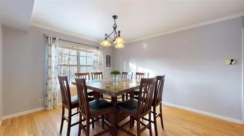 1875 College Green Dr, Elgin, IL 60123 photo 8