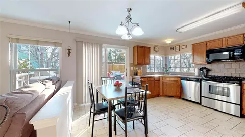 1875 College Green Dr, Elgin, IL 60123 photo 5