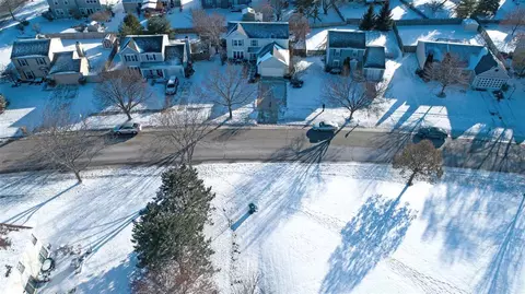 1875 College Green Dr, Elgin, IL 60123 photo 23