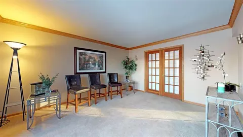 1875 College Green Dr, Elgin, IL 60123 photo 11