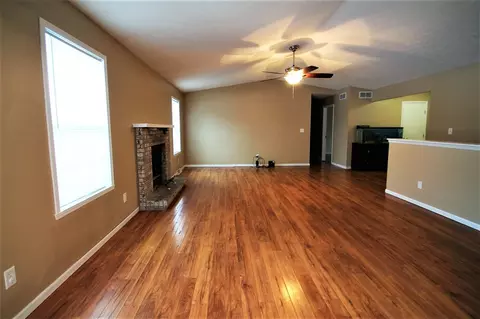 9792 Redfield, Roscoe, IL 61073 photo 8