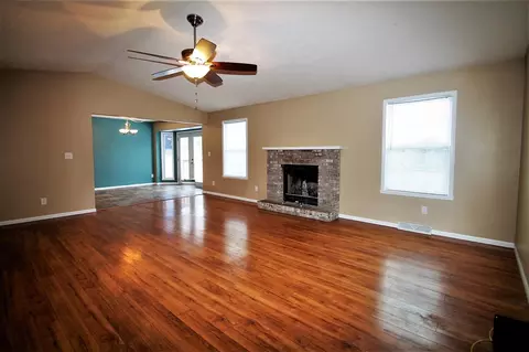 9792 Redfield, Roscoe, IL 61073 photo 7