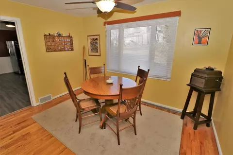 2 Thrush Cir, Rockford, IL 61107 photo 5