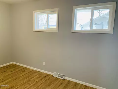1407 Winter Dr, Freeport, IL 61032 photo 16