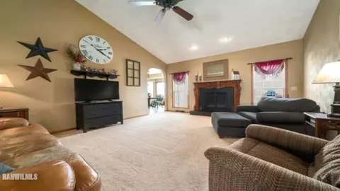 1609 N Thistle Dr, Freeport, IL 61032 photo 16