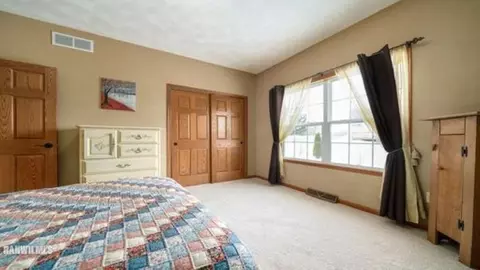 1609 N Thistle Dr, Freeport, IL 61032 photo 28