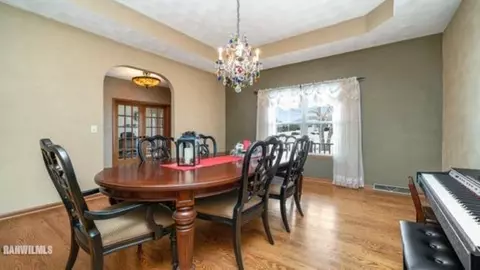 1609 N Thistle Dr, Freeport, IL 61032 photo 8