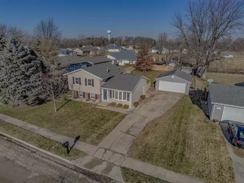 504 26th St, Sterling, IL 61081 photo 4