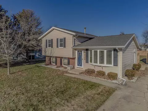 504 26th St, Sterling, IL 61081 photo 2