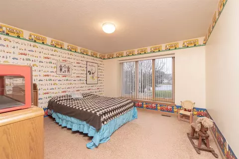 12075 N Ledges Dr, Roscoe, IL 61073 photo 11