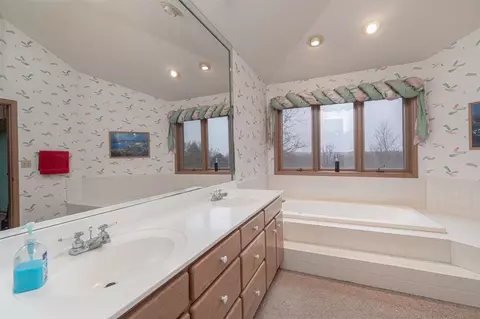 12075 N Ledges Dr, Roscoe, IL 61073 photo 16