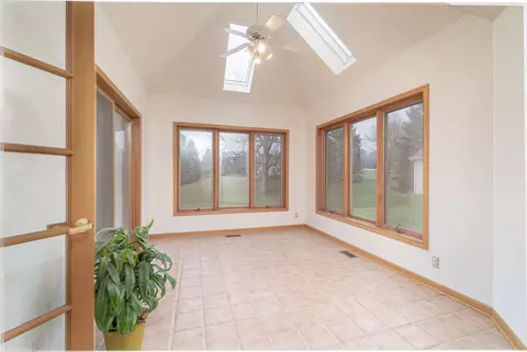 12075 N Ledges Dr, Roscoe, IL 61073 photo 9